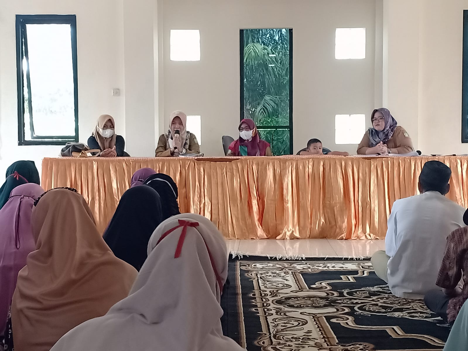 tandatangan insentif untuk guru ngaji, marbot, dan Amil Jenazah 