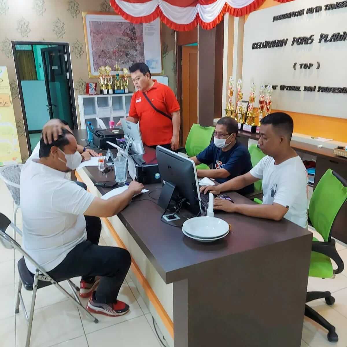 Pelayanan Sabtu Ceria di Kelurahan Poris Plawad Utara 