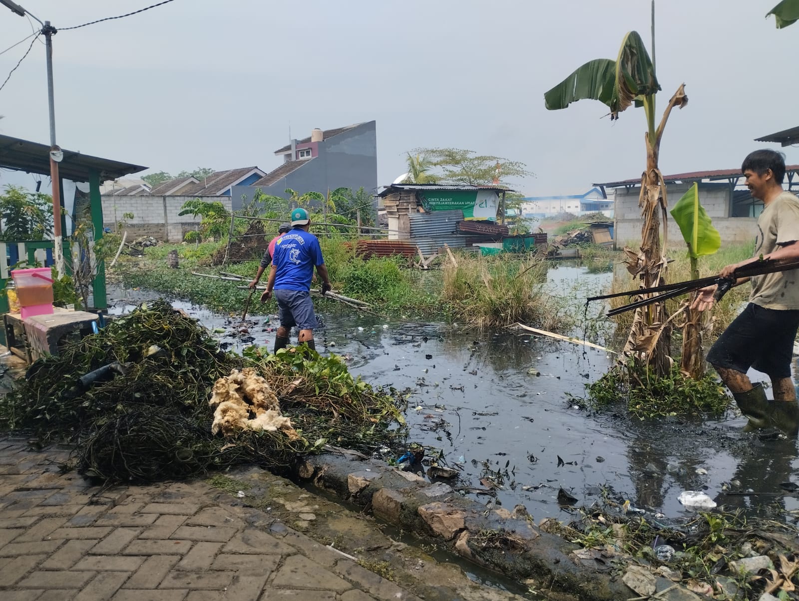 KERJA BAKTI MASSAL