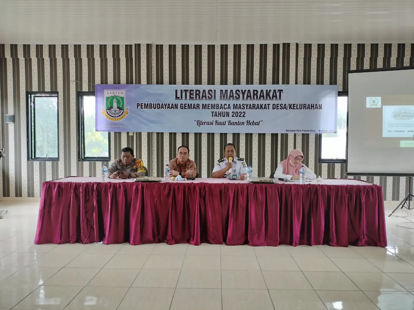 Literasi Masyarakat, Lurah Poris Plawad Utara  Budaya Gemar Membaca