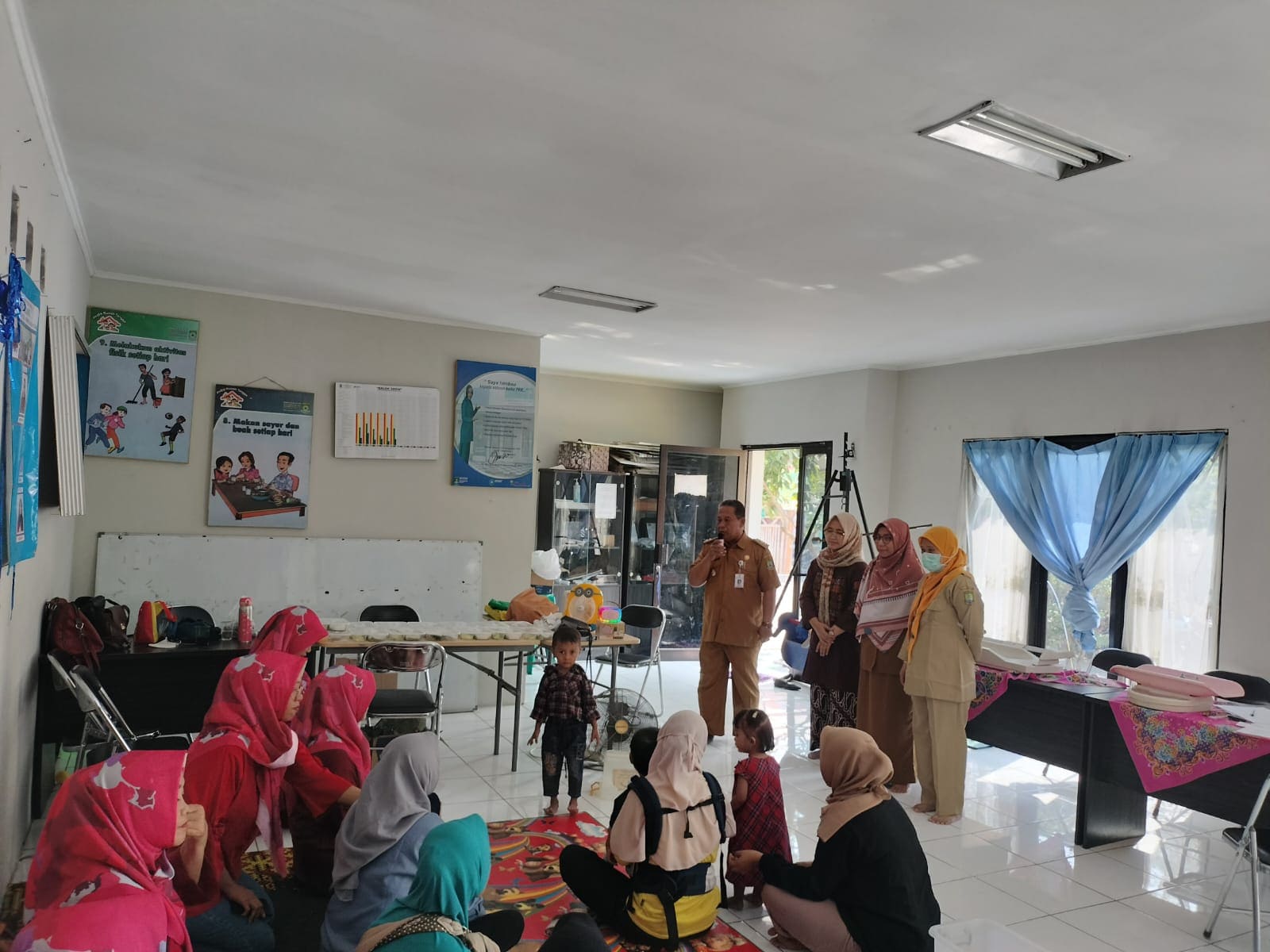 Monitoring Pelaksanaan POSYANDU Kutilang RW 002   Kelurahan Poris Plawad Utara